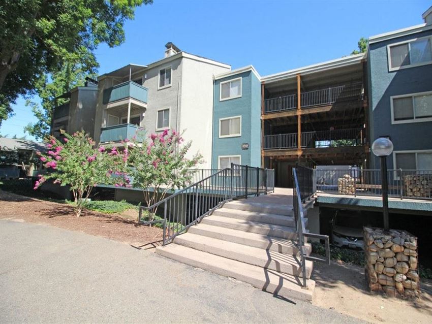 The Commons At American River Apartments, 2366 American River Drive